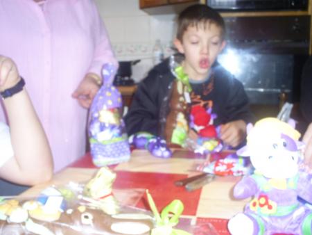 arthur pour la fete de paque plein de chocolat ..